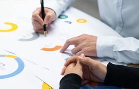 平乐县立苑商务服务有限公司_平乐县代理记账_平乐县公司注册_平乐县注册公司_平乐县商标注册_平乐县财务咨询